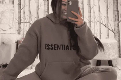 Essentials Hoodie – Cozy Street Style